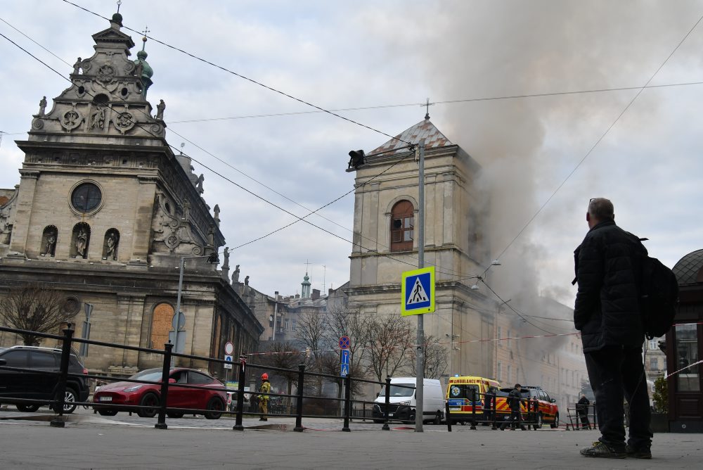 Útok ruskej armády na ukrajinské mesto Ľvov 