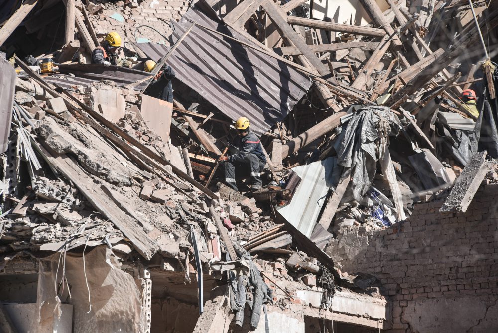 Ruský útok na mesto Dnipro si vyžiadal životy najmenej dvoch civilistov