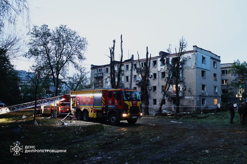 Ukrajina v noci čelila ruským útokom, v Odese a Dnipre hlásia zranených a požiare