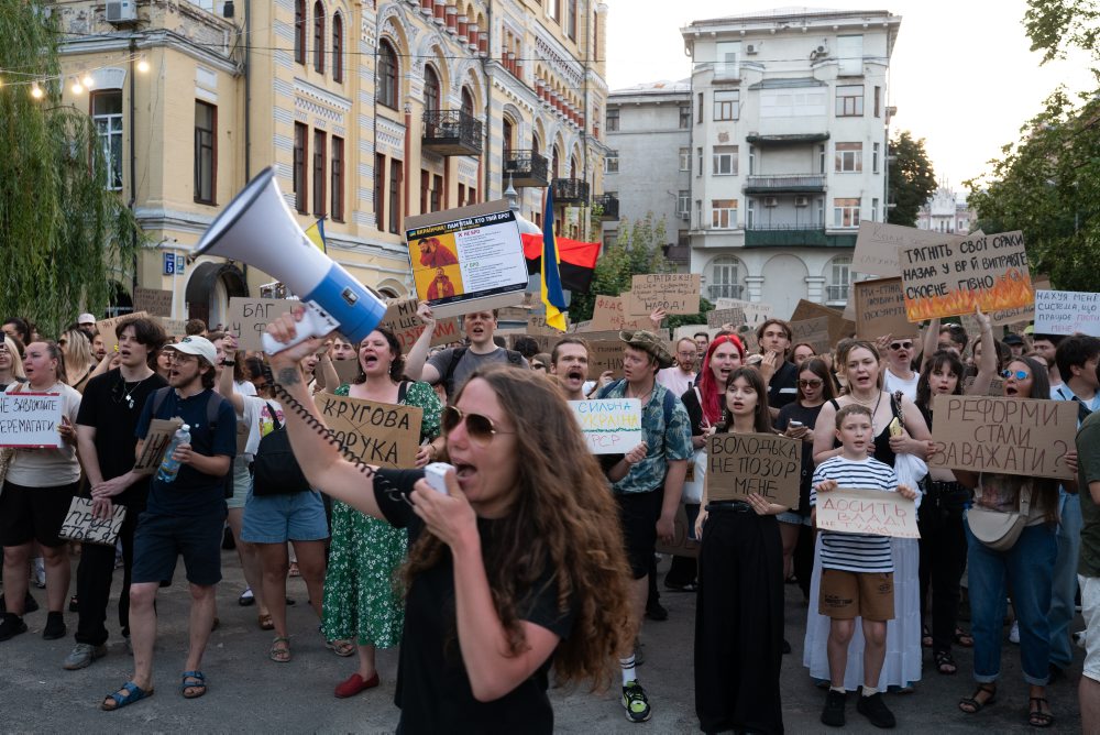 Protest proti odvolaniu ministra obrany na Ukrajine 