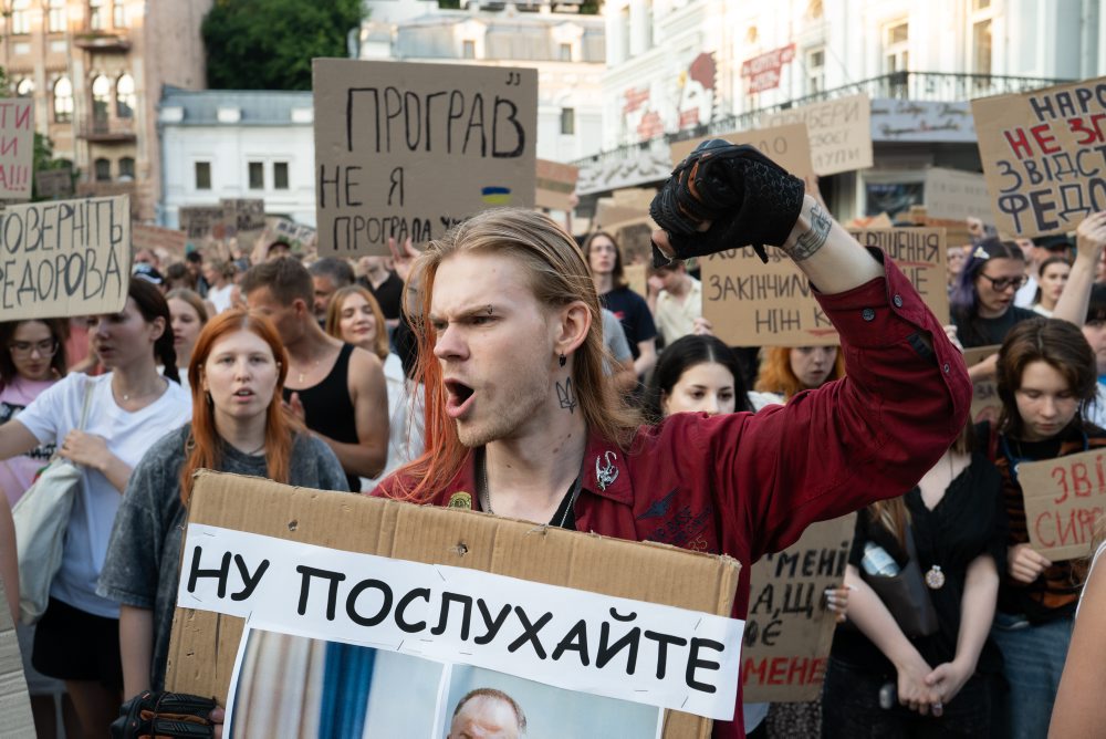 Protest proti odvolaniu ministra obrany na Ukrajine 
