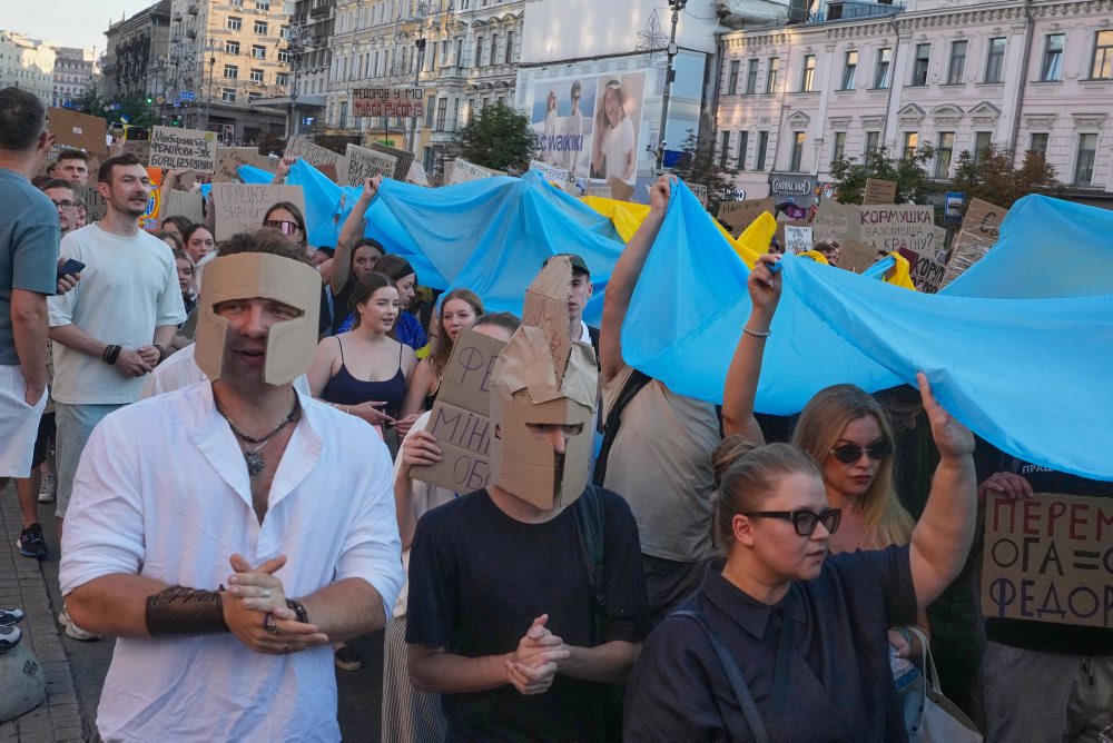 Protest proti odvolaniu ministra obrany na Ukrajine 