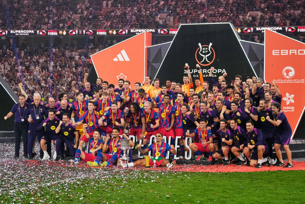 Barcelona obhájila Španielsky superpohár po víťazstve nad Realom 3:2