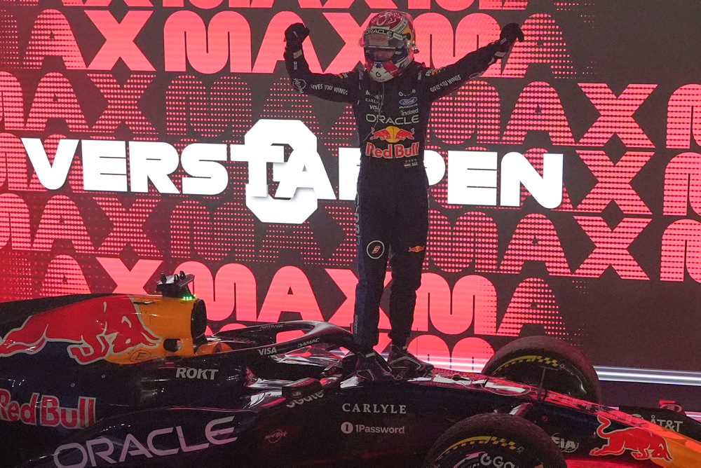 Holanďan Max Verstappen suverénnym spôsobom triumfoval na Veľkej cene Singapuru