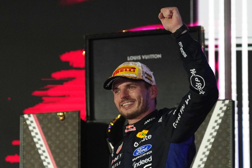 Holanďan Max Verstappen suverénnym spôsobom triumfoval na Veľkej cene Singapuru