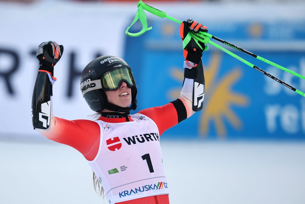 Švajčiarka Camille Rastová vyhrala v obrovskom slalome v Kranjskej Gore