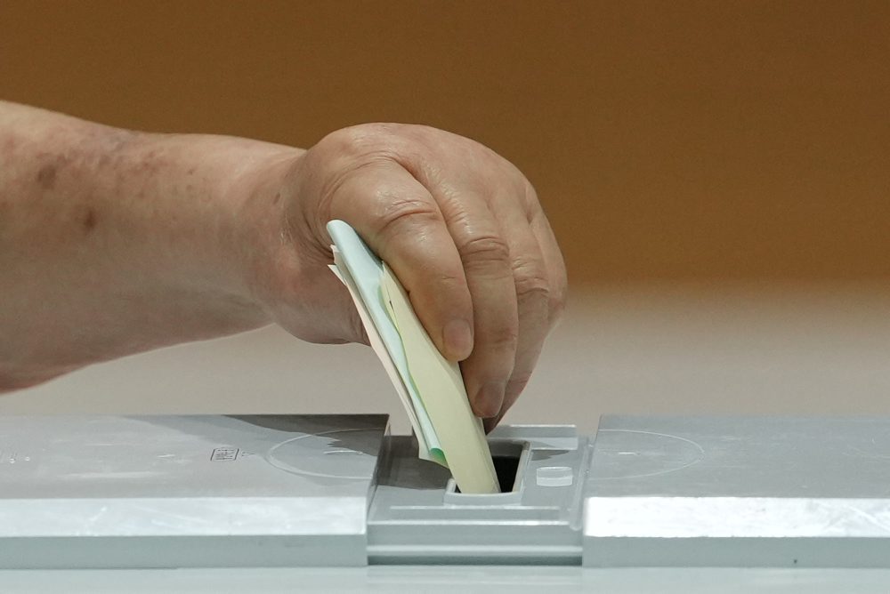  V Južnej Kórei sa konajú komunálne voľby a doplňujúce parlamentné voľby
