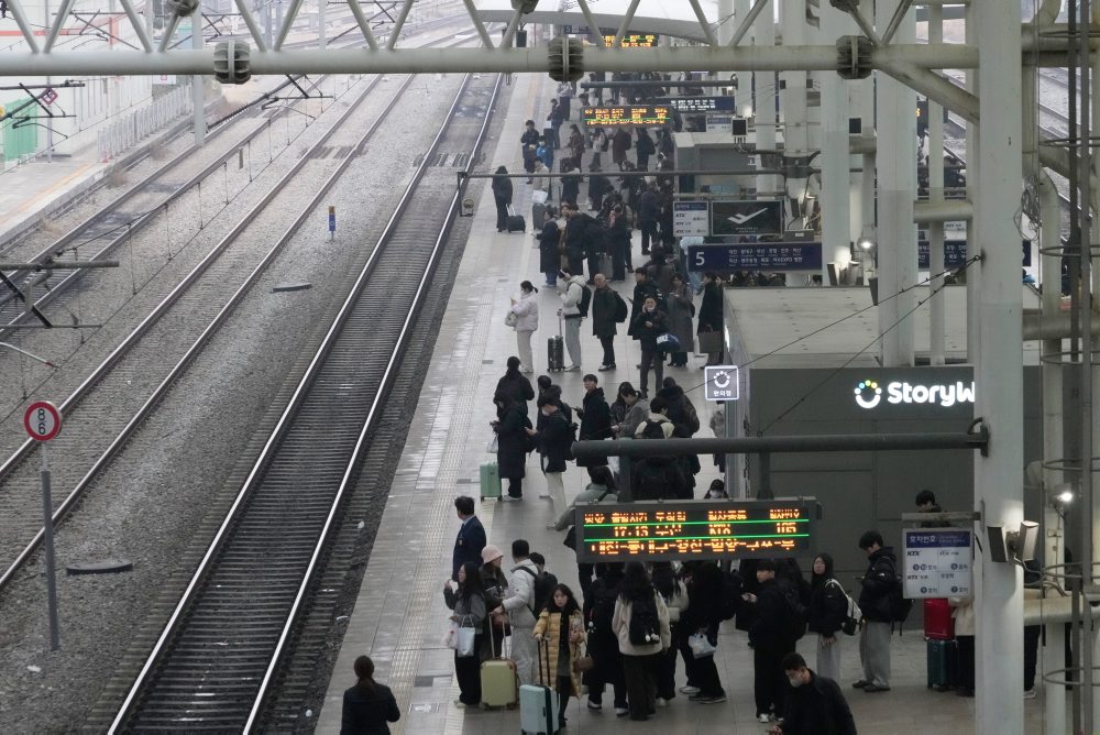 Kórejci sa vracajú domov pred blížiacimi sa oslavami čínskeho lunárneho Nového roka