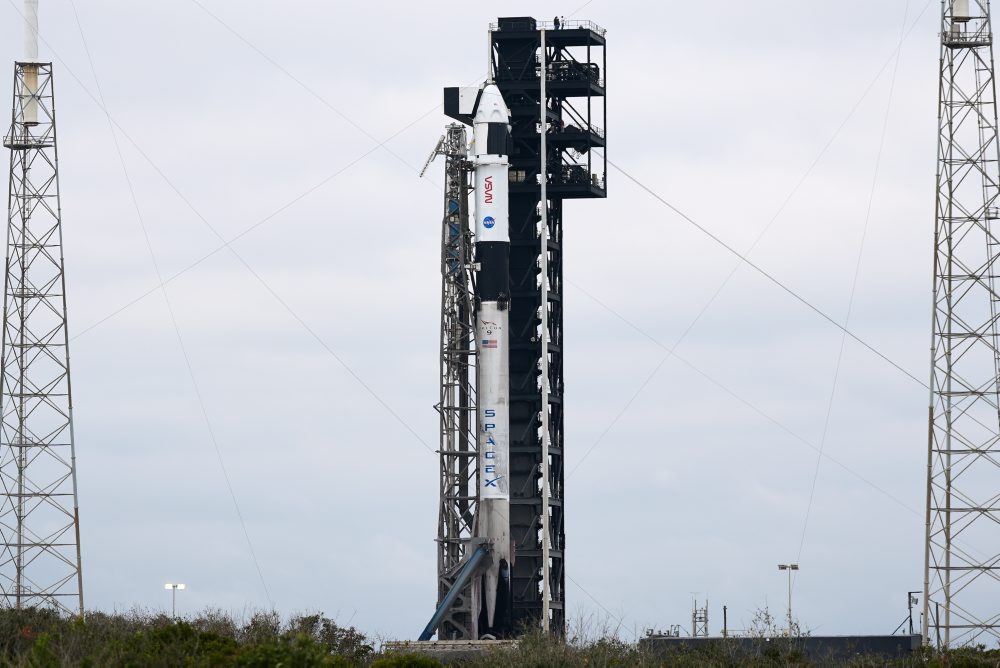 Očakáva sa dvanásty let kozmickej lode Crew Dragon spoločnosti SpaceX s posádkou k Medzinárodnej vesmírnej stanici