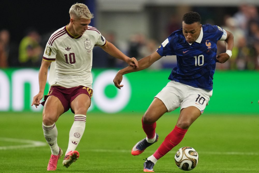 Semifinále MS vo futbale: Francúzsko - Španielsko