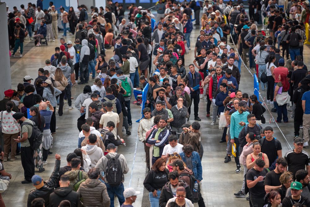V Španielsku sa končí prijímanie žiadostí do programu legalizácie migrantov