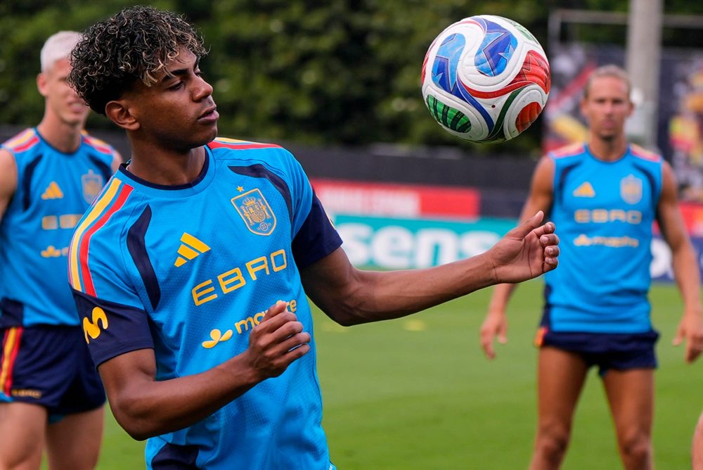 Yamal i Nico Williams budú pripravení na prvý zápas proti Kapverdám