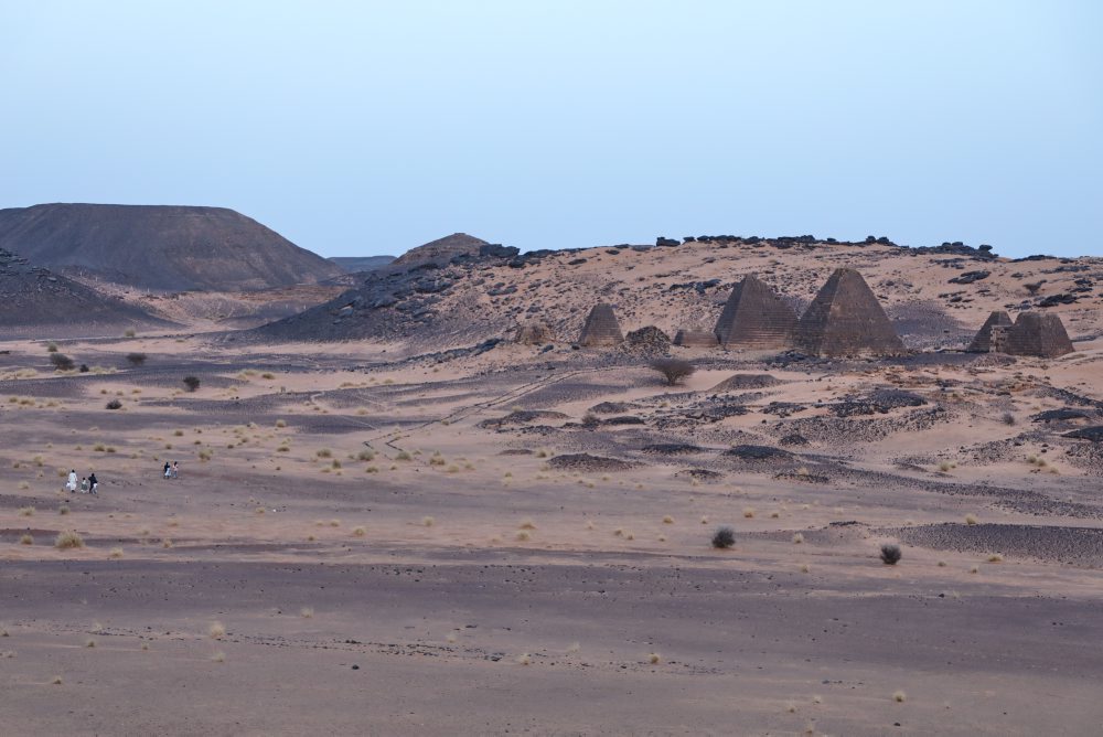 Sudánska vojna ohrozuje pyramídy v Meroe