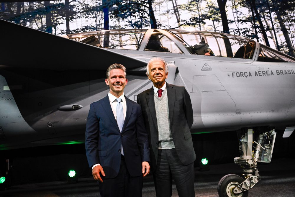 Švédsko odovzdalo Brazílii prvú stíhačku JAS Gripen F 