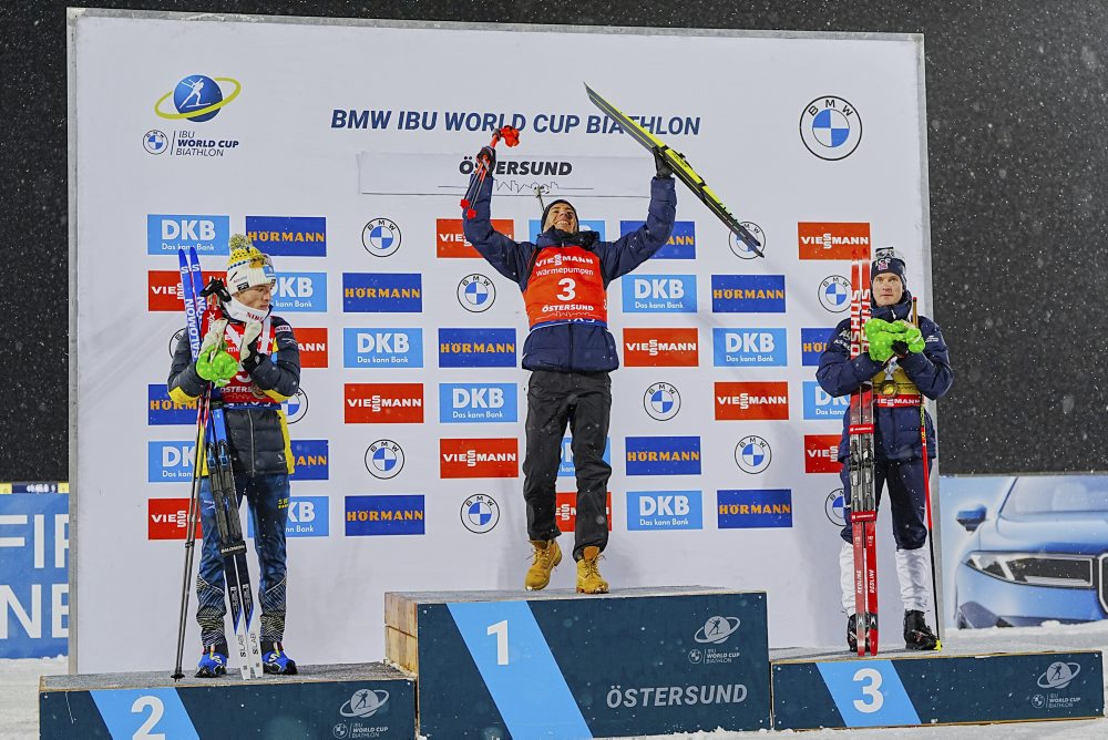 Víťazom stíhačky vo švédskom Östersunde sa stal Francúz Fillon Maillet