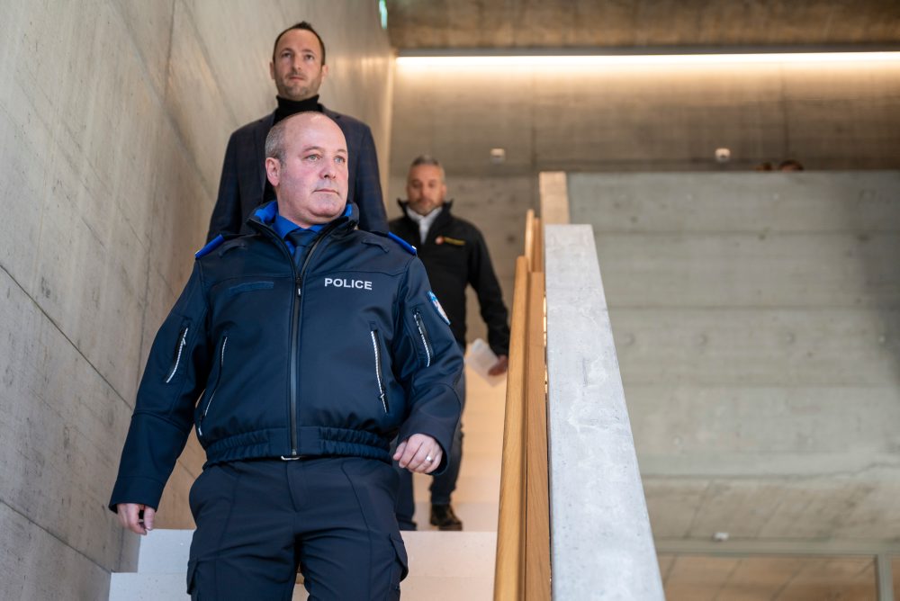 Požiar a explózia v lyžiarskom stredisku vo Švajčiarsku