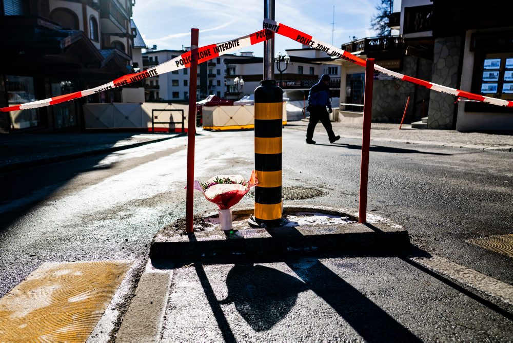 Požiar a explózia v lyžiarskom stredisku vo Švajčiarsku