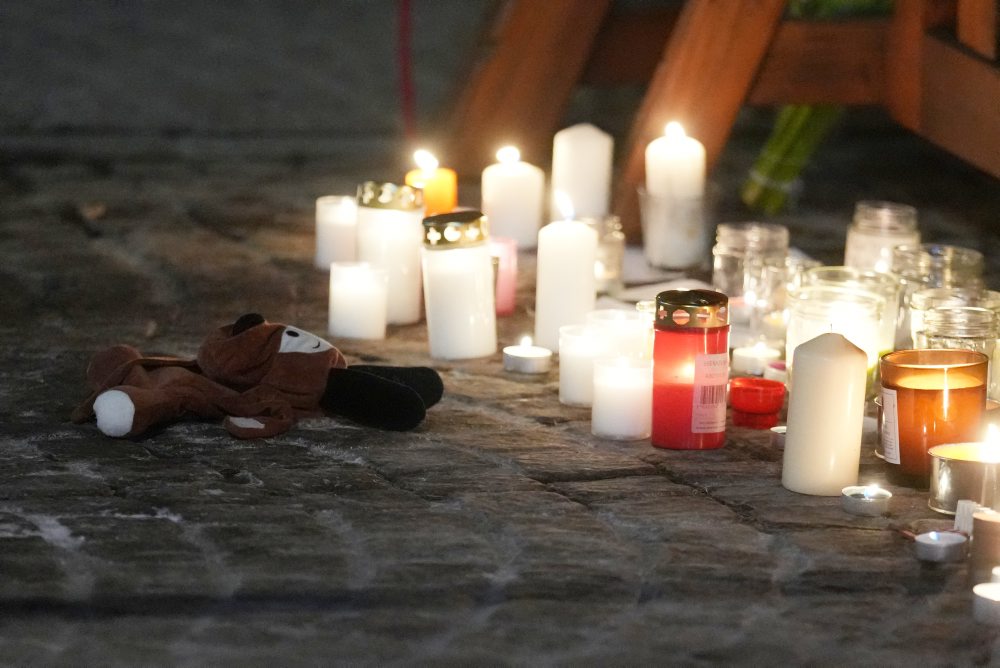 Požiar a explózia v lyžiarskom stredisku vo Švajčiarsku