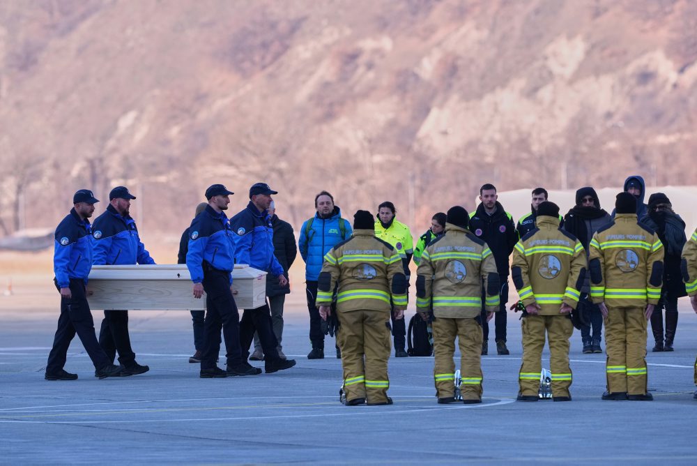 Požiar a explózia v lyžiarskom stredisku vo Švajčiarsku
