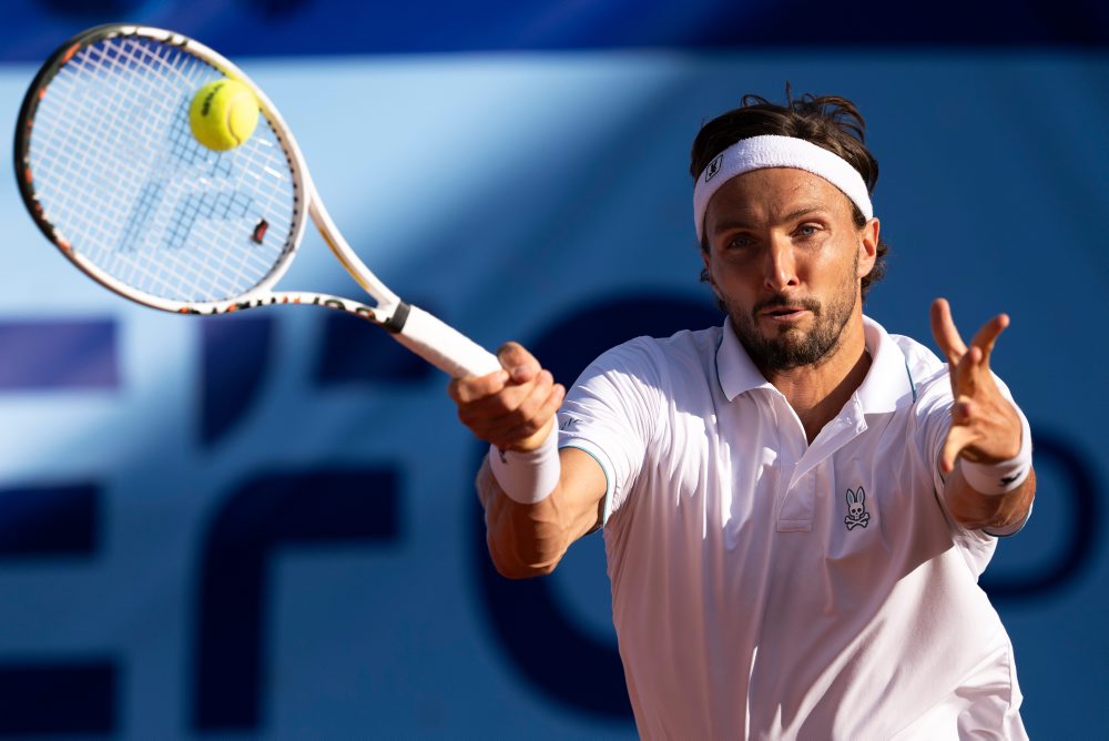 Štvrťfinále turnaja ATP vo Švajčiarsku: Arthur Rinderknech - Stefanos Tsitsipas