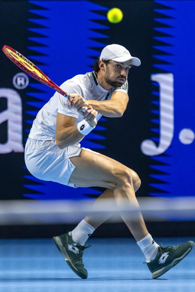 Semifinále turnaja ATP v Bazileji: Valentin Vacherot - Taylor Fritz