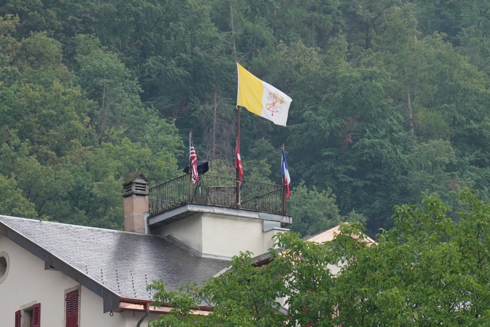 Tradicionalistické Kňazské bratstvo svätého Pia X. vysvätí štyroch biskupov bez povolenia pápeža