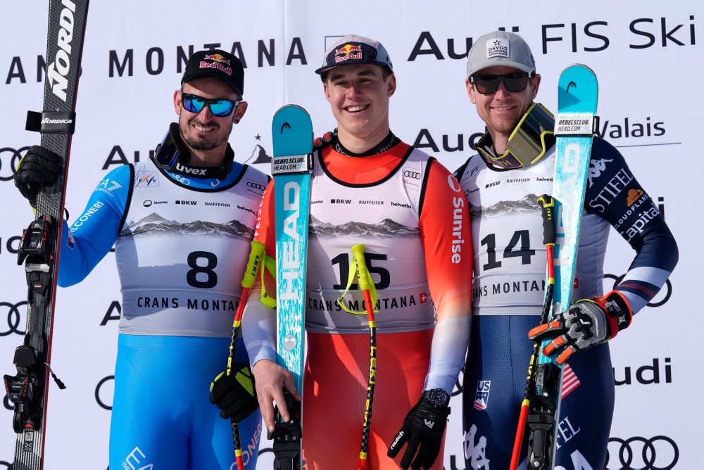 Švajčiar Franjo von Allmen triumfoval v zjazde na domácom svahu v Crans Montane