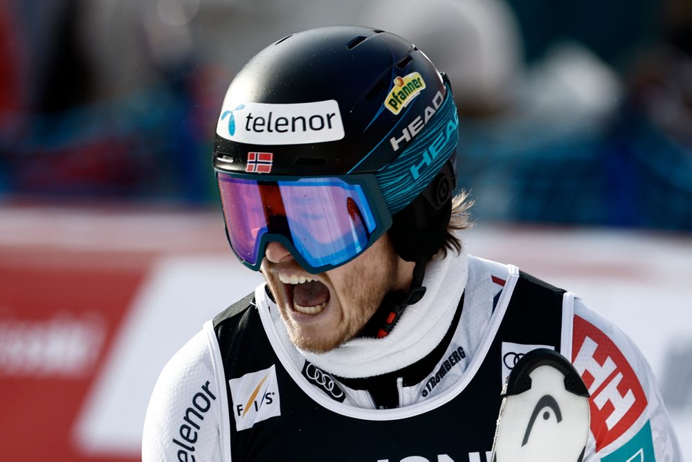 Lyžovanie-SP: McGrath rovnako ako vlani vyhral slalom vo Wengene