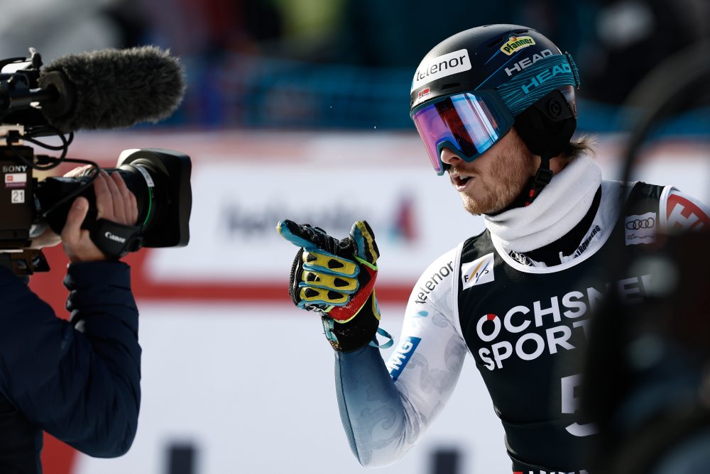 Lyžovanie-SP: McGrath rovnako ako vlani vyhral slalom vo Wengene