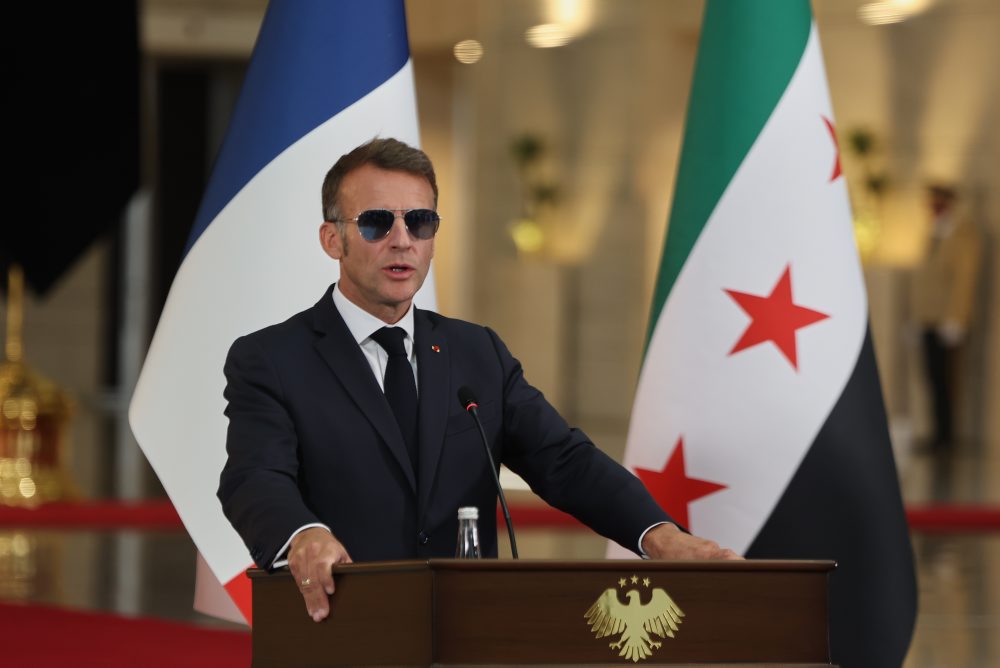 Francúzsky prezident Emmanuel Macron v Sýrii