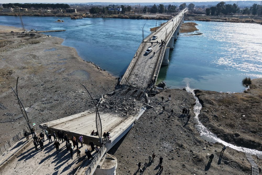 Šara trvá na suverenite nad celým územím Sýrie, oznámil dohodu o prímerí so SDF