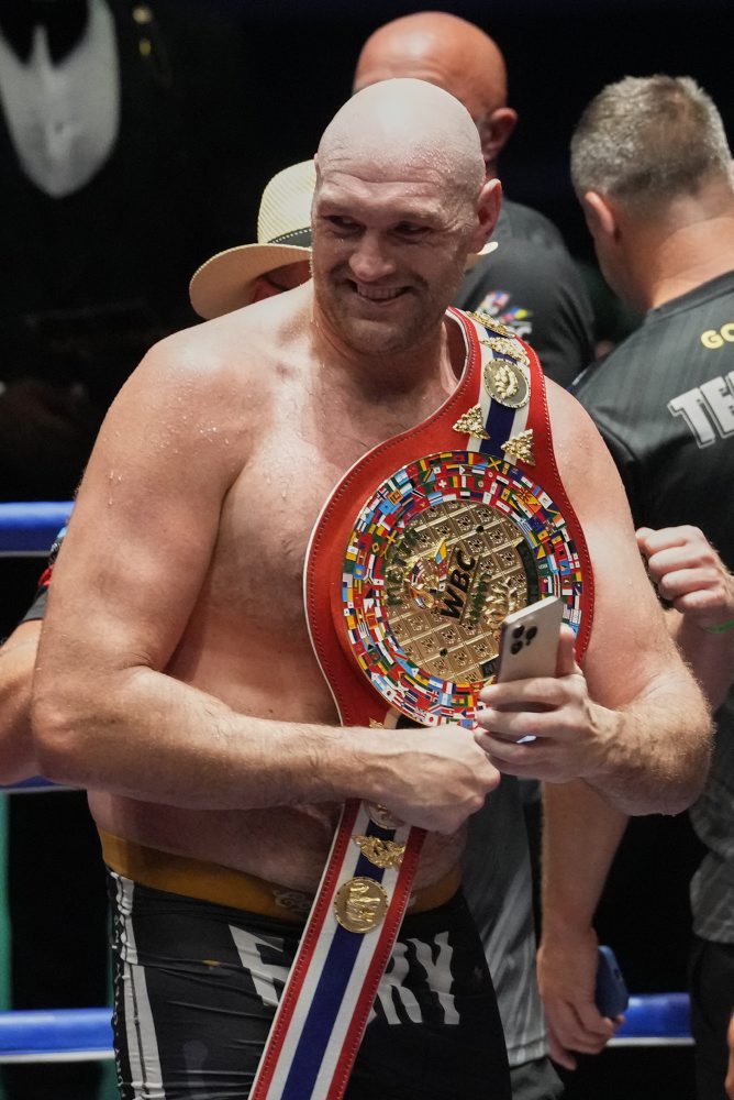 Fury zdolal v Thajsku poľského veterána Wacha