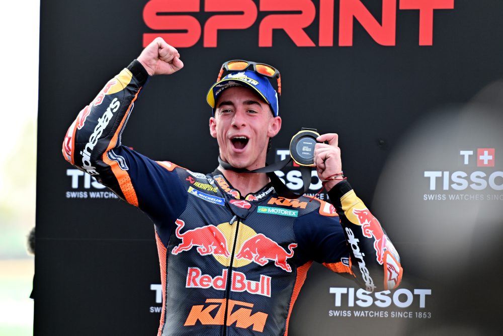 Španiel Pedro Acosta zvíťazil v šprinte na nedeľňajšiu Veľkú cenu Thajska