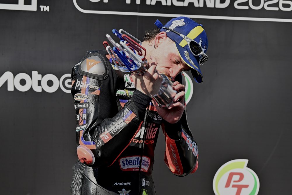 Talian Marco Bezzecchi triumfoval na nedeľňajšej Veľkej cene Thajska