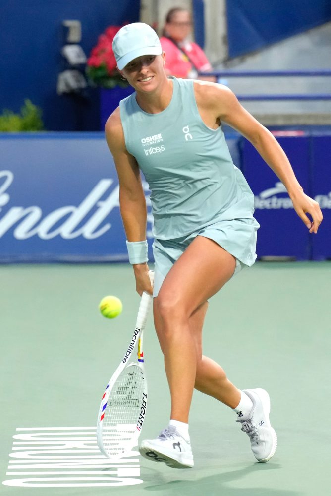 Štvrťfinále dvojhry turnaja WTA 1000 v Toronte: Iga Swiateková - Diana Šnaiderová
