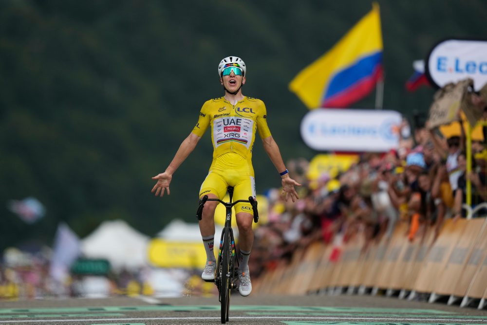 Slovinec Tadej Pogačar vyhral 14. etapu cyklistických pretekov Tour de France, zvýšil náskok v celkovom poradí