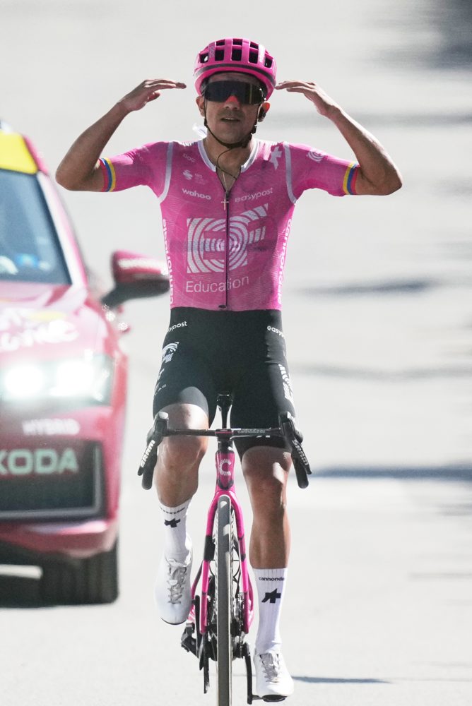 Ekvádorčan Richard Carapaz z úniku triumfoval v 18. etape cyklistických pretekov Tour de France