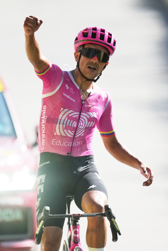 Ekvádorčan Richard Carapaz z úniku triumfoval v 18. etape cyklistických pretekov Tour de France