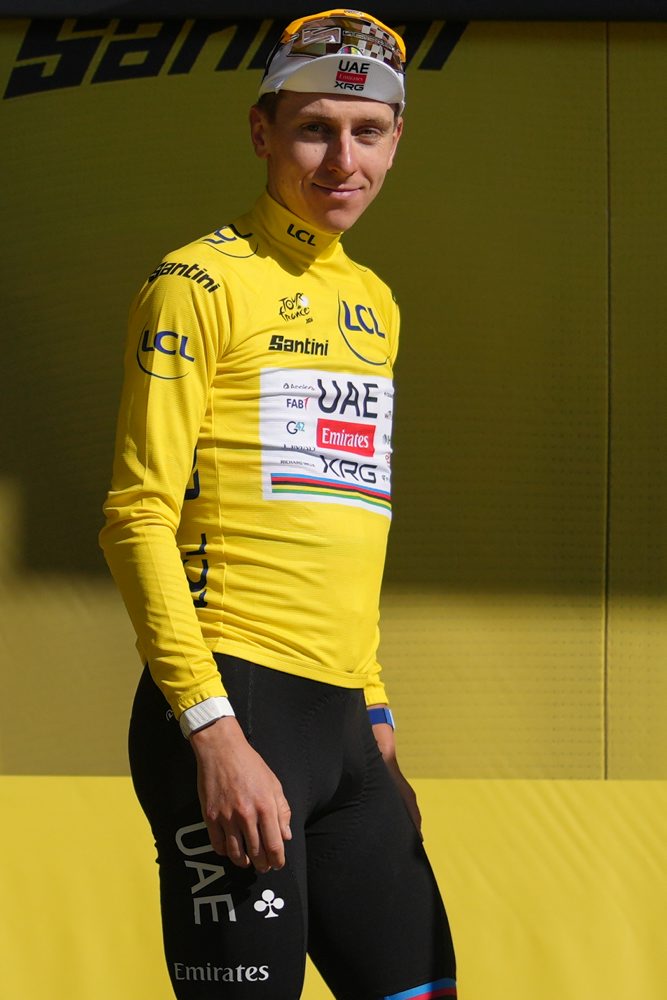 Slovinec Tadej Pogačar zostáva na čele aj po 18. etape cyklistických pretekov Tour de France
