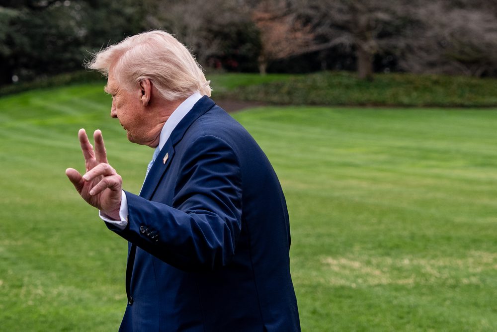 Trump naznačil možné ukončenie vojenskej operácie na Blízkom východe