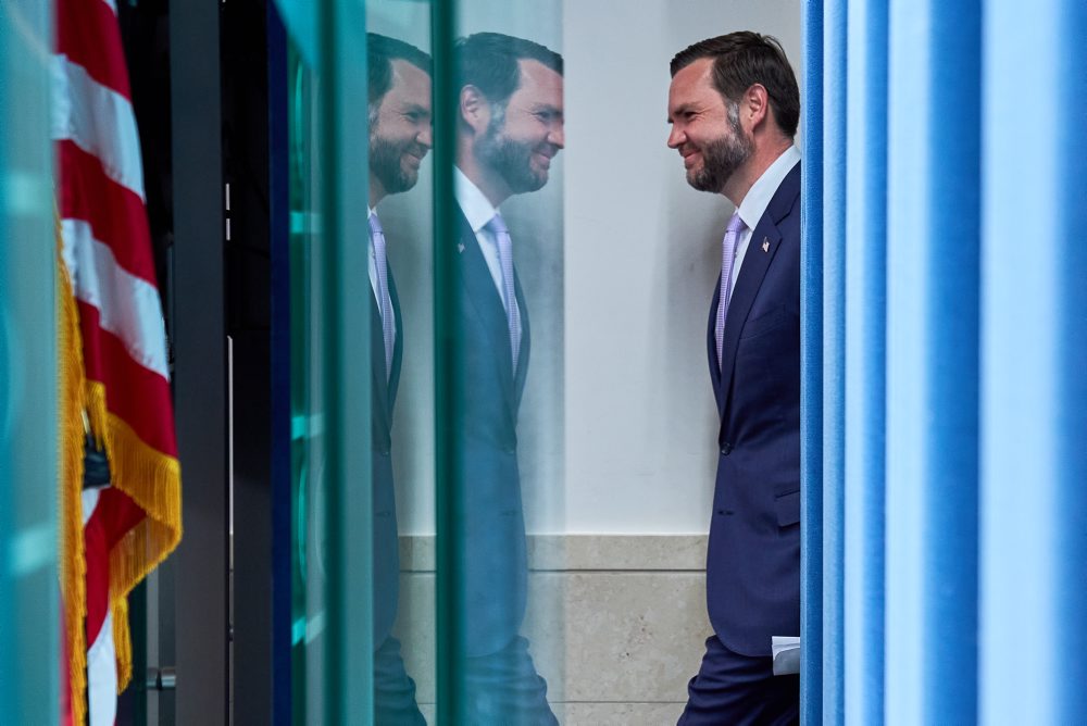 Vance: USA a Irán dosahujú na rozhovoroch pokrok