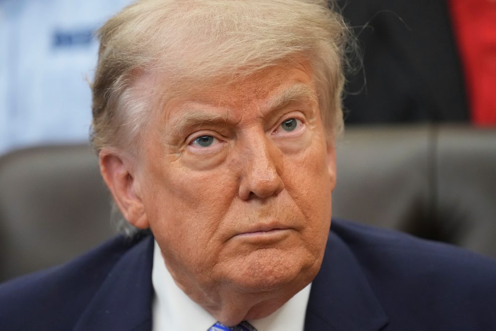 Trump sľúbil, že Washington získa zásoby uránu z Iránu