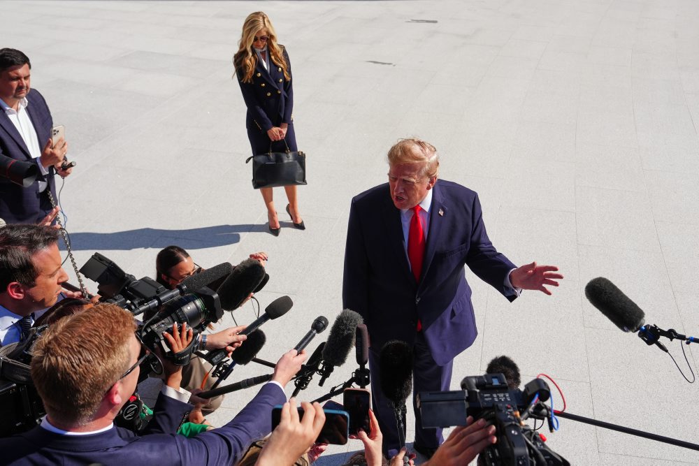 Biely dom žiada veľvyslankyňu USA v Grécku, aby odstúpila