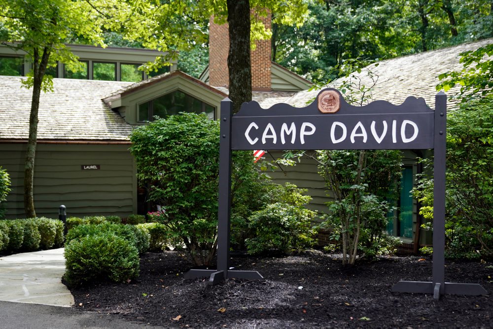 Trump zvolal zasadnutie kabinetu v Camp David