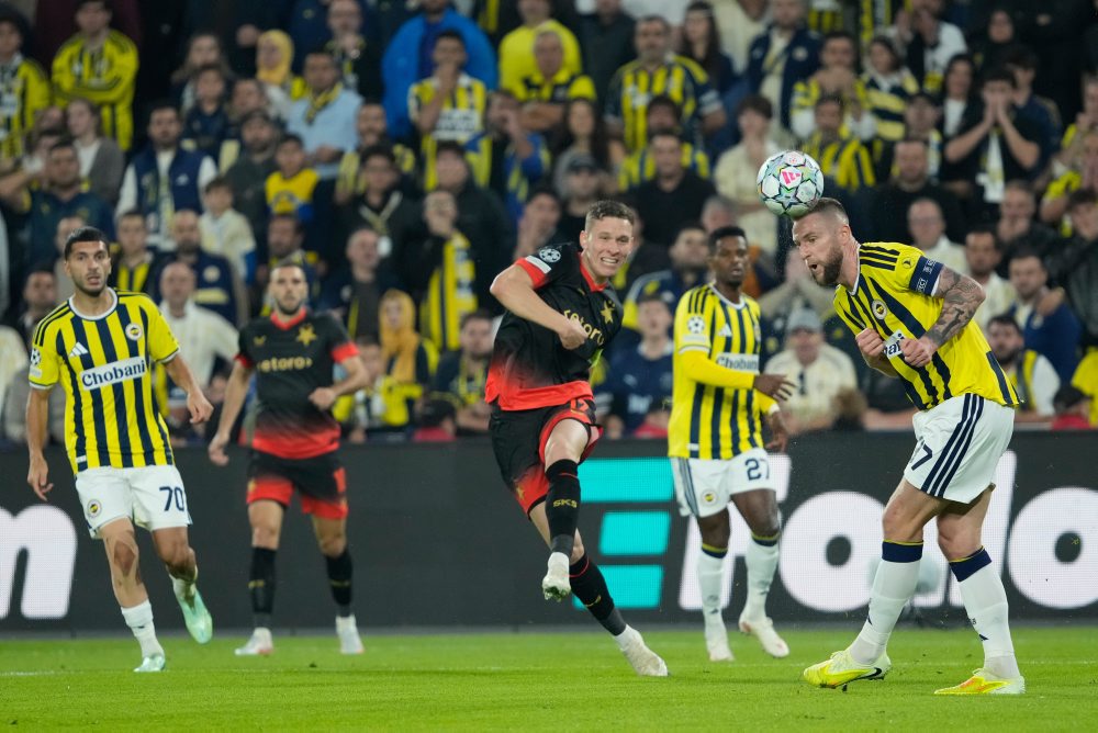 Liga majstrov vo futbale: Fenerbahce Istanbul - Slavia Praha
