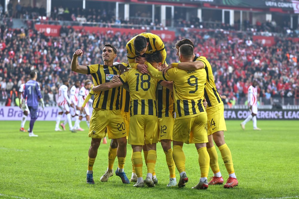 Samsunspor - AEK Atény