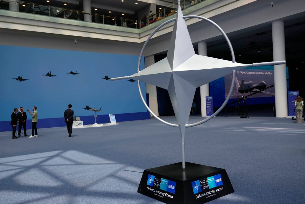 Otvorenie fóra obranného priemyslu NATO v rámci summitu NATO 