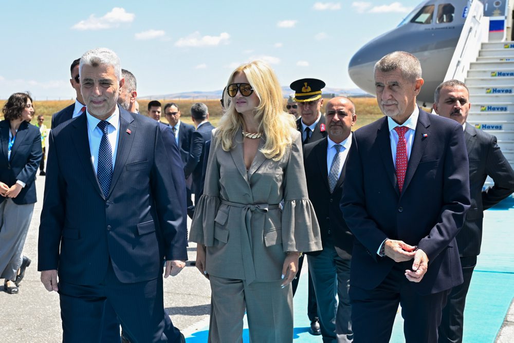 Príchody na summit NATO v Ankare 