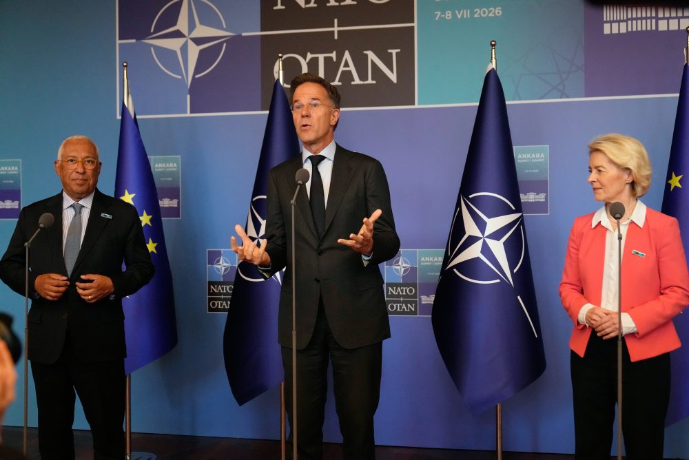 Summit NATO v Ankare