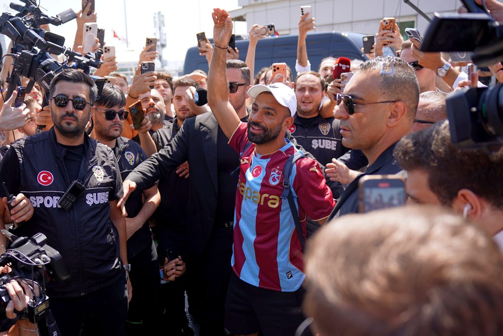 Salah v stredu priletel do Turecka, má spečatiť prestup do Trabzonsporu